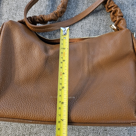 LUANA FERRACUTI Leather ShoulderBag With Ruched Handie Made In Italy Cognac EUC - Picture 13 of 16